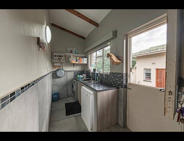 4 BEDROOM HOUSE FOR SALE IN RIVIERSONDEREND